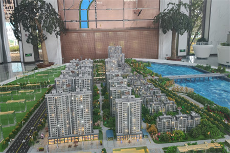 密州金岚水景园3室2厅2卫134.5万153m2出售